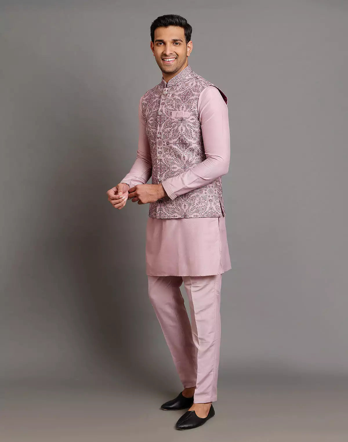 Onion All Over Floral Giza Cotton Thread Embroidery Work Kurta Jacket Set