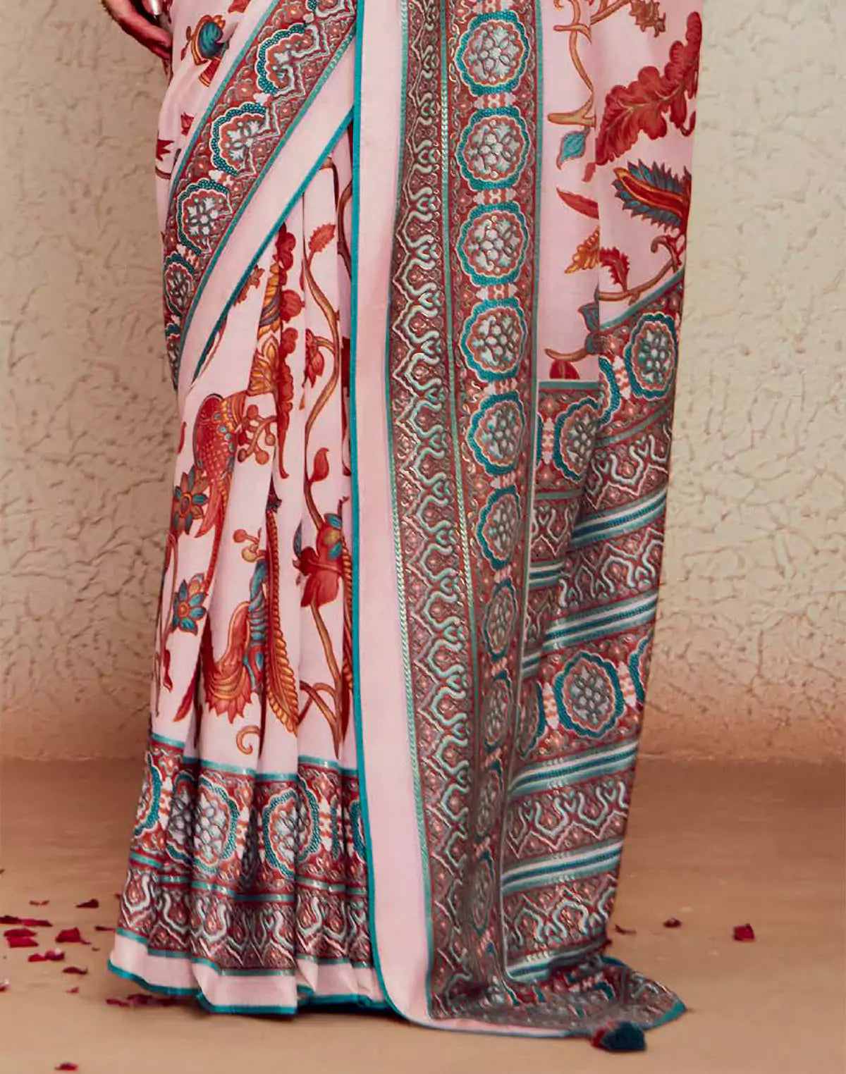 Light Pink Brasso Floral Pattern Saree