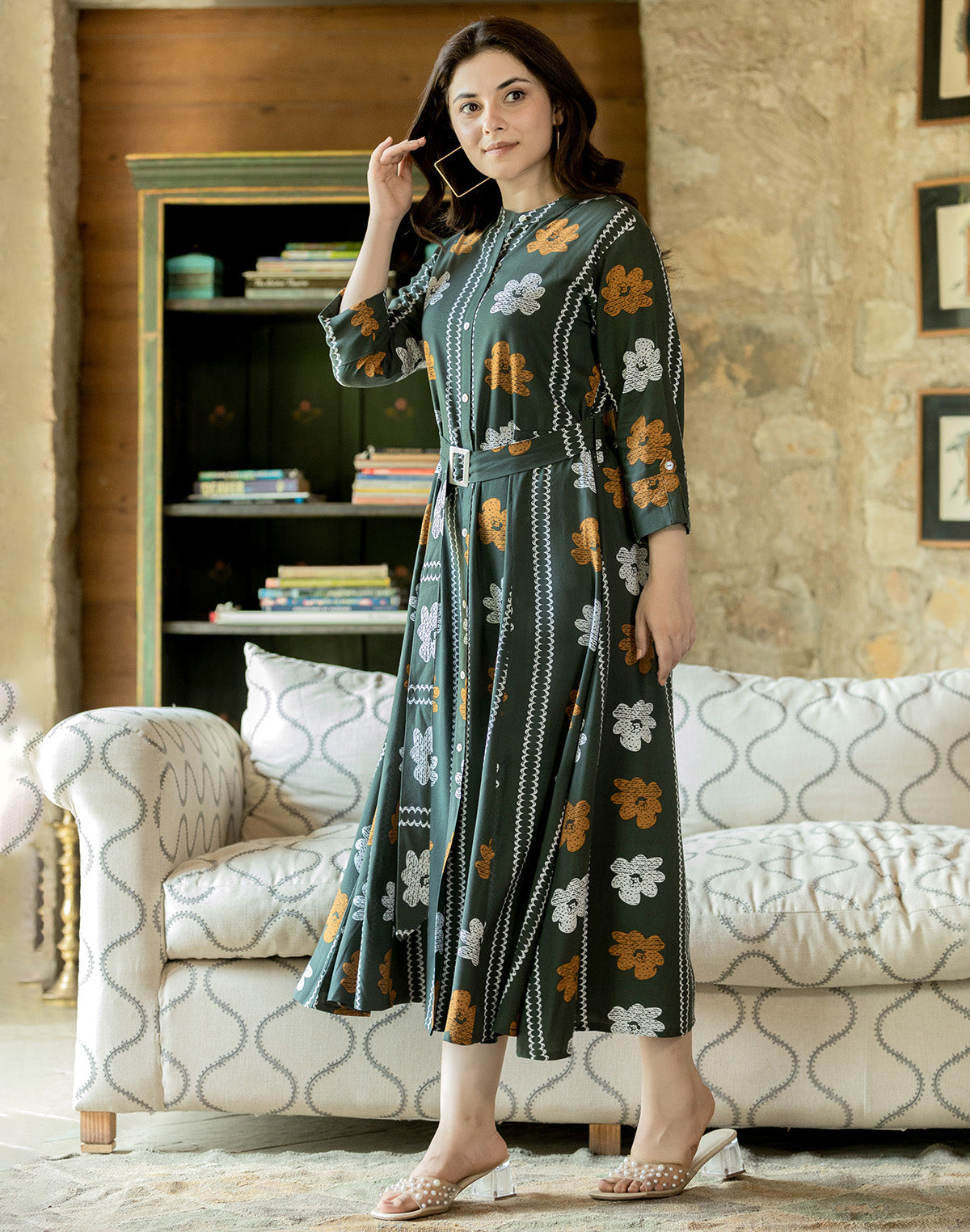 Mehendi Green Floral Bunches Cotton Silk Kurti With Belt