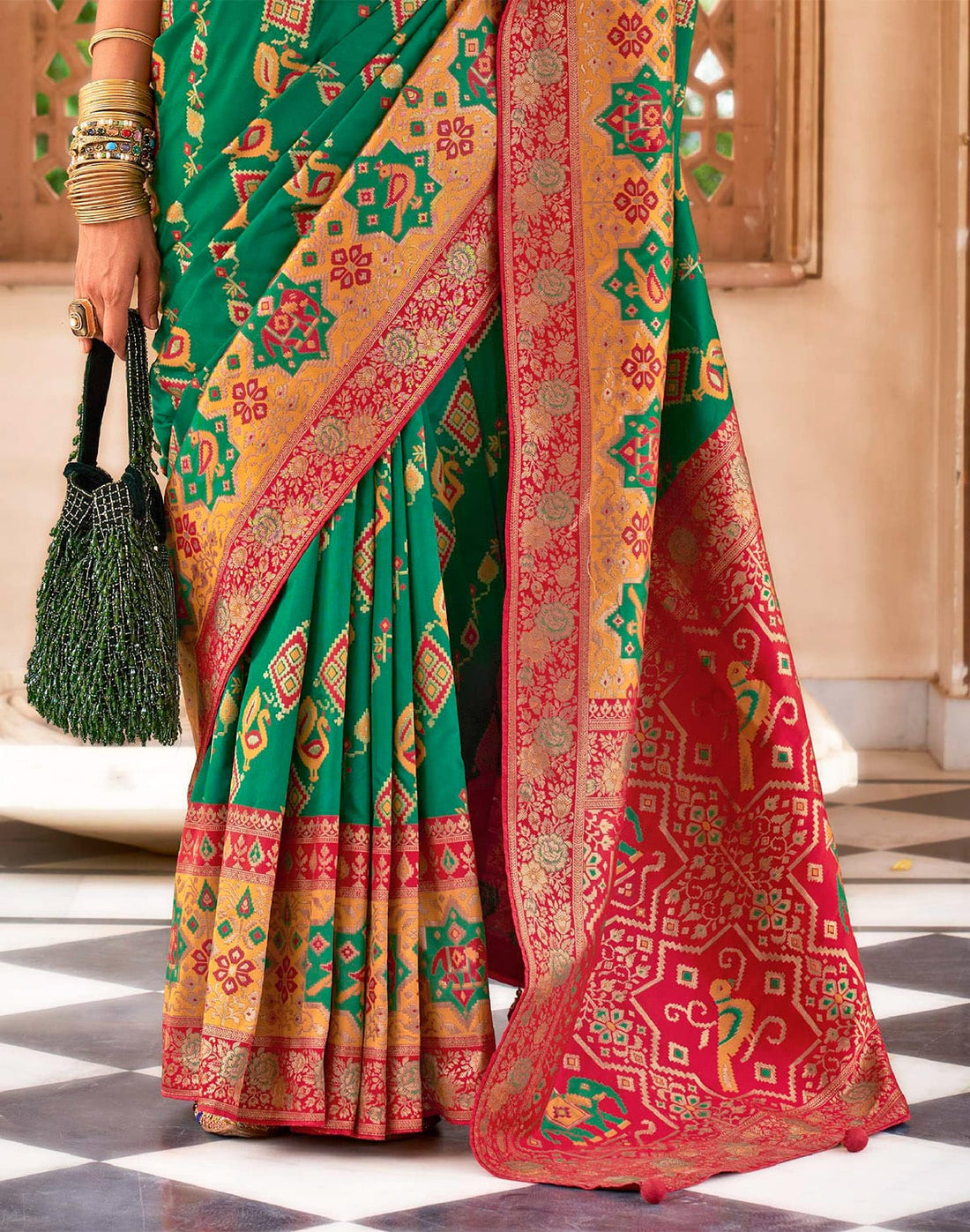 Green Coloured Peacock Motifs Printed Banaras Silk Saree