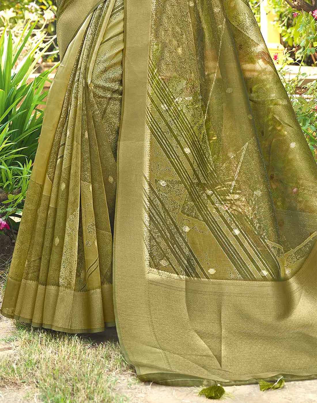 Adorable Green Organza Designer Saree