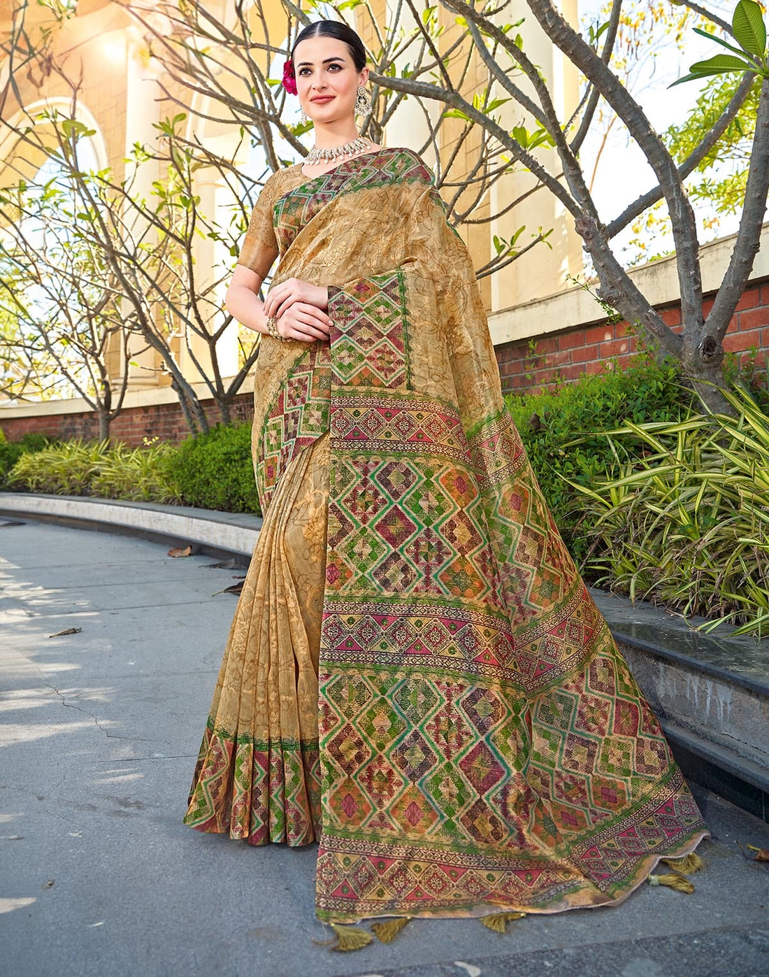 Gold all over Self Floral Print Tissue Saree