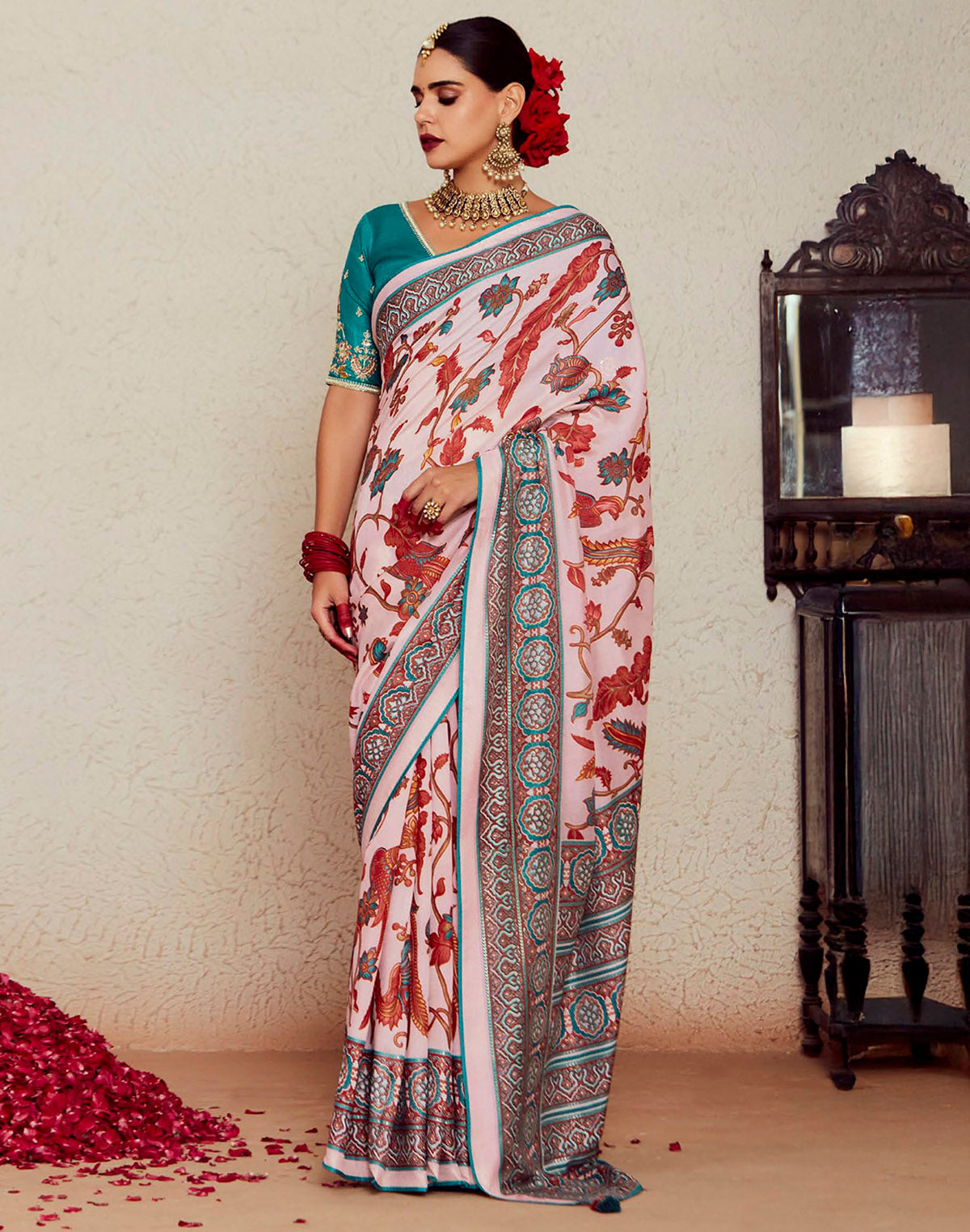 Light Pink Brasso Floral Pattern Saree