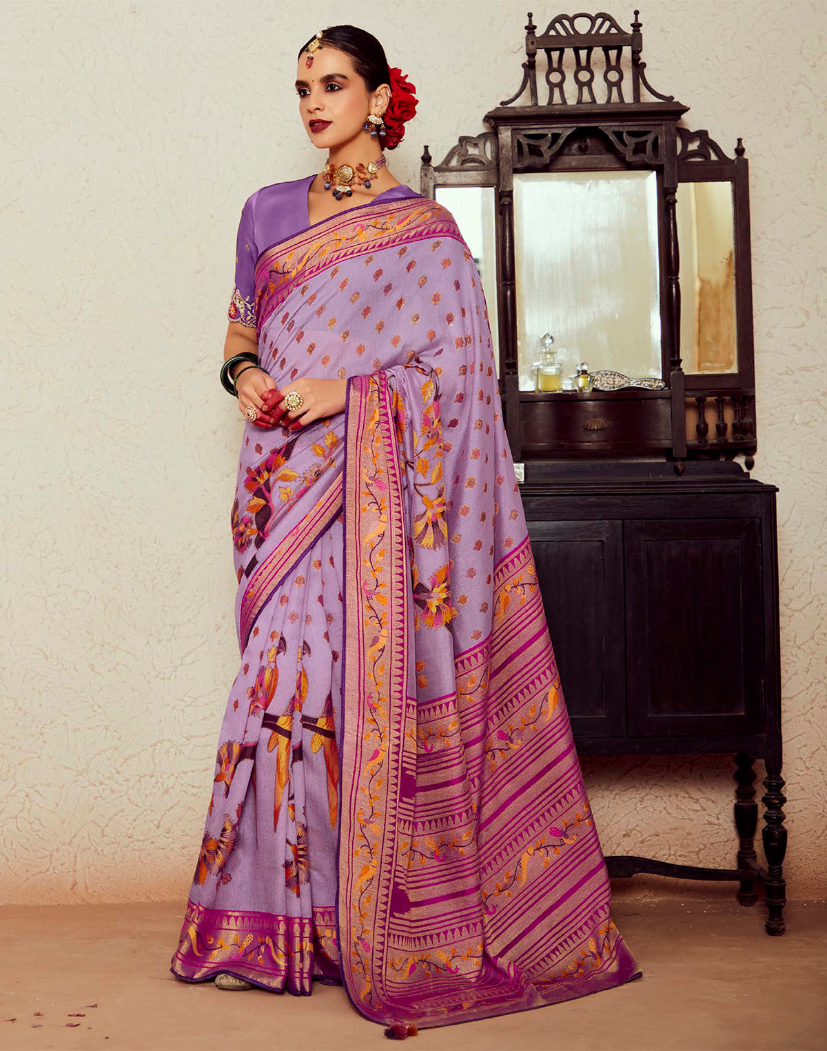 Light Purple Floral Pattern Brasso Silk Saree