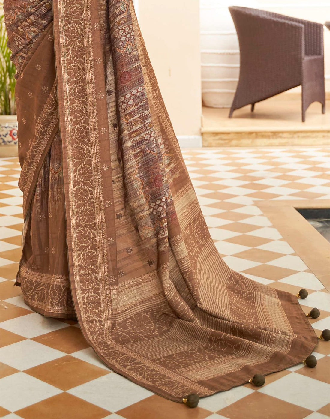 Brown Graphic design Jute Silk Saree