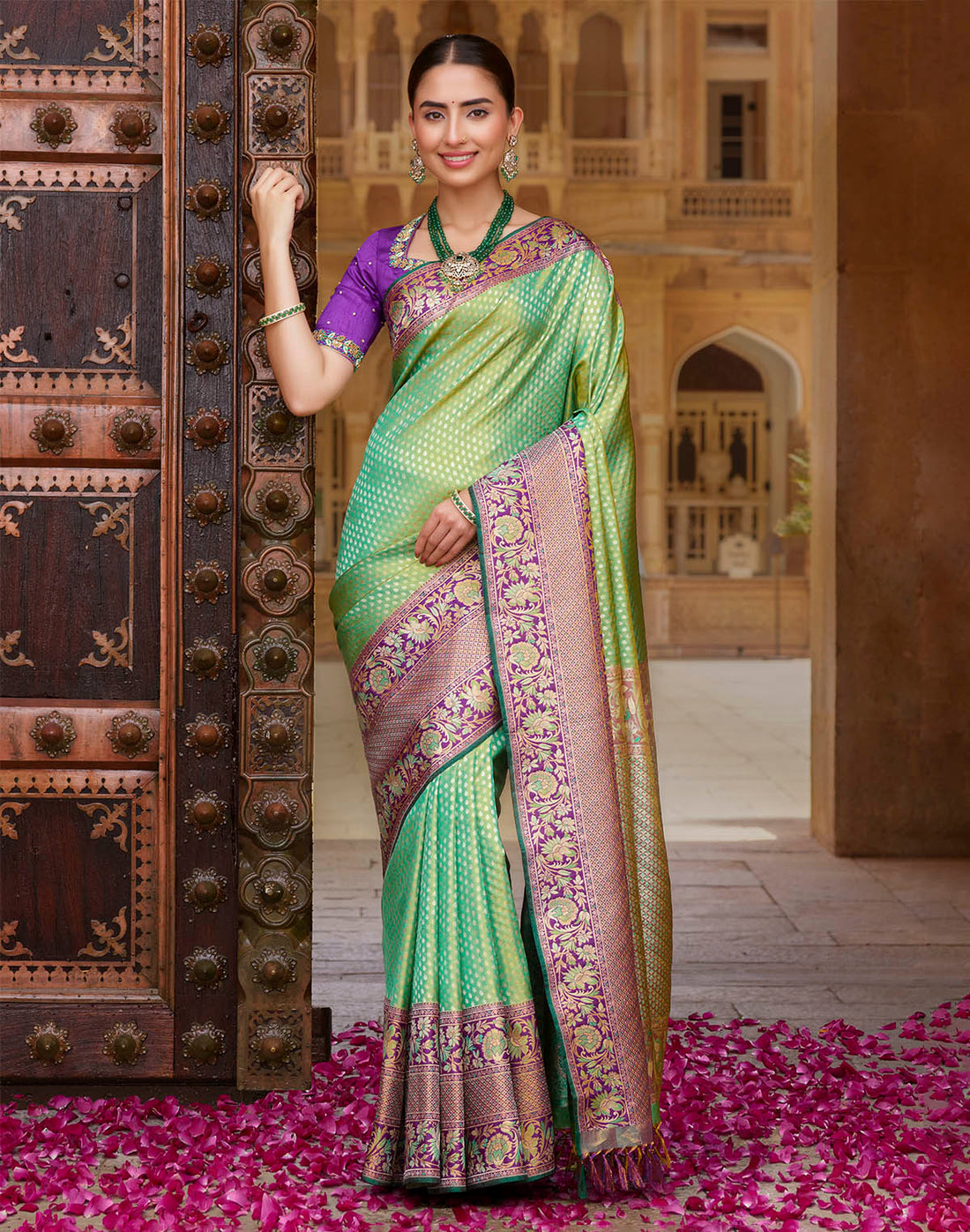 Double Shaded Green Brocade Design Pure Silk Contrast Skut Border Saree