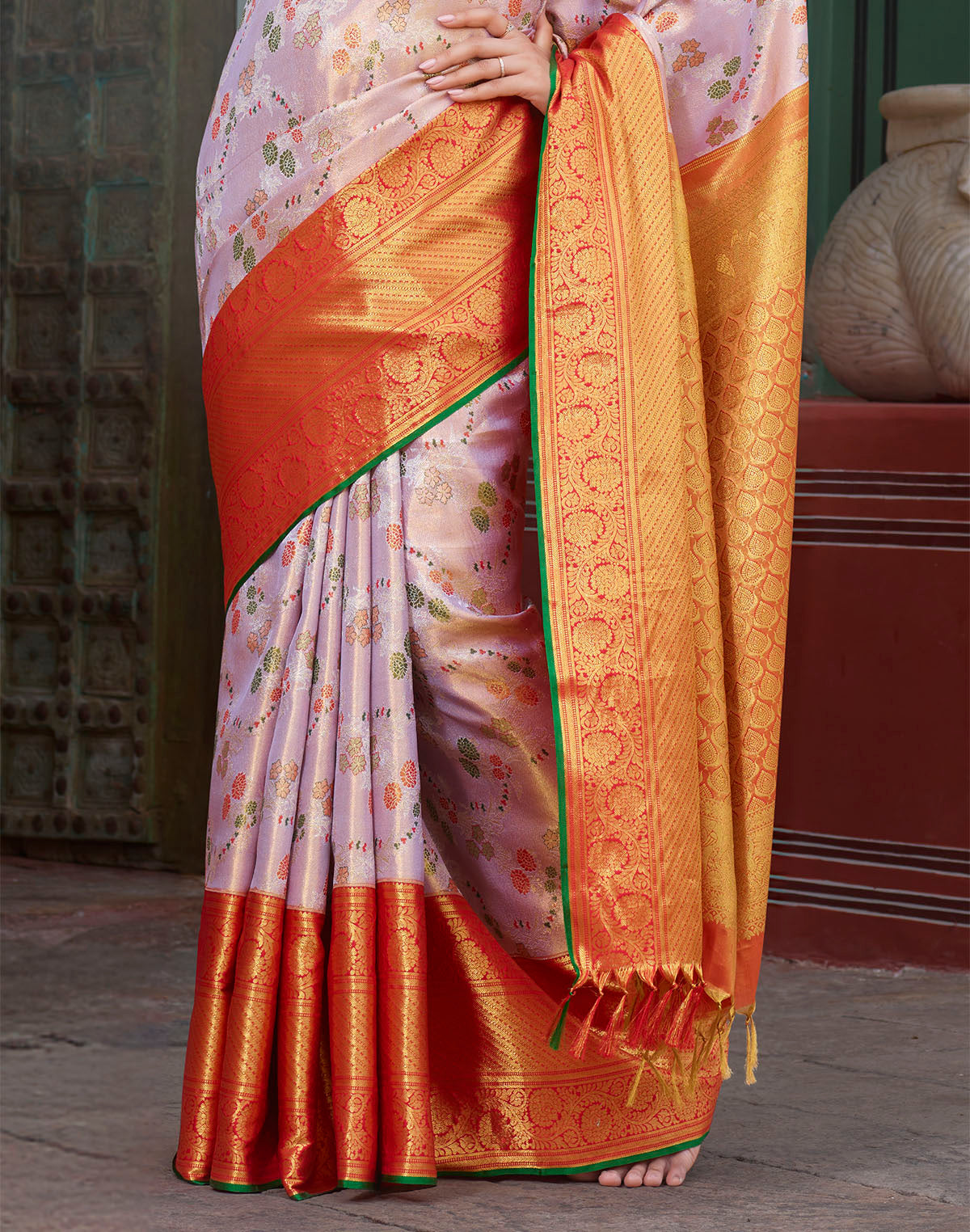 Double Shaded Light Purple Kanchipuram Pure Silk Saree With Contrast Blouse