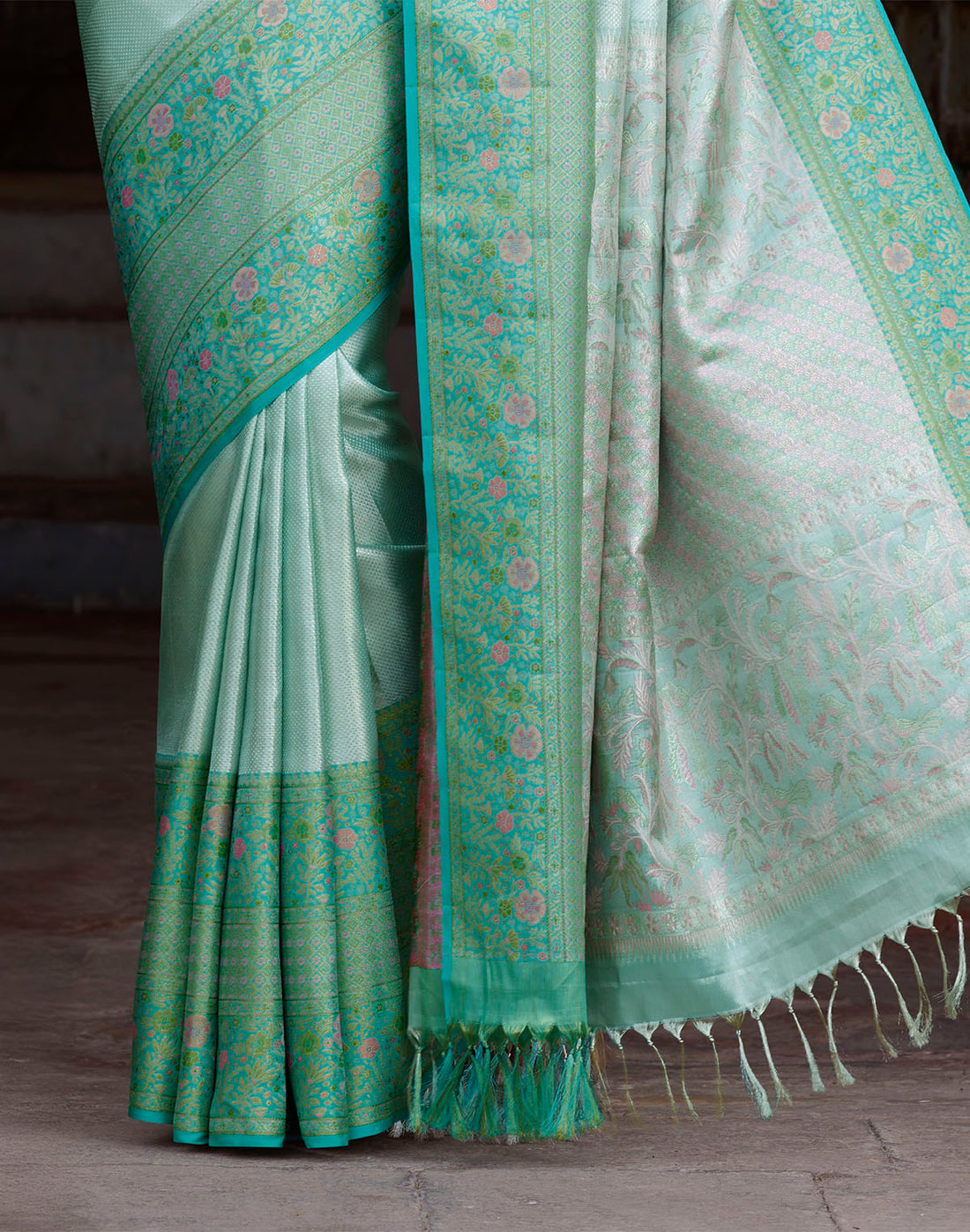 Sea Green Self Design Kanchipuram Pure Silk Saree