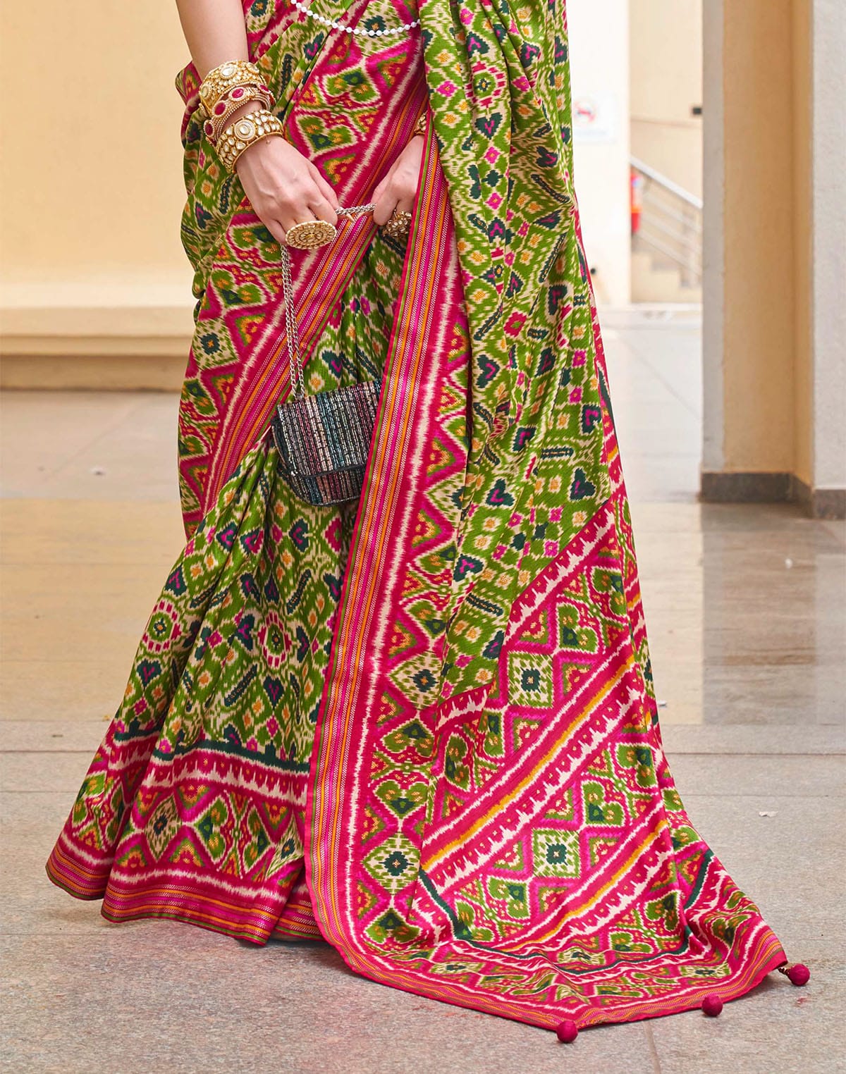 Green Ikat Print Patola Silk Saree