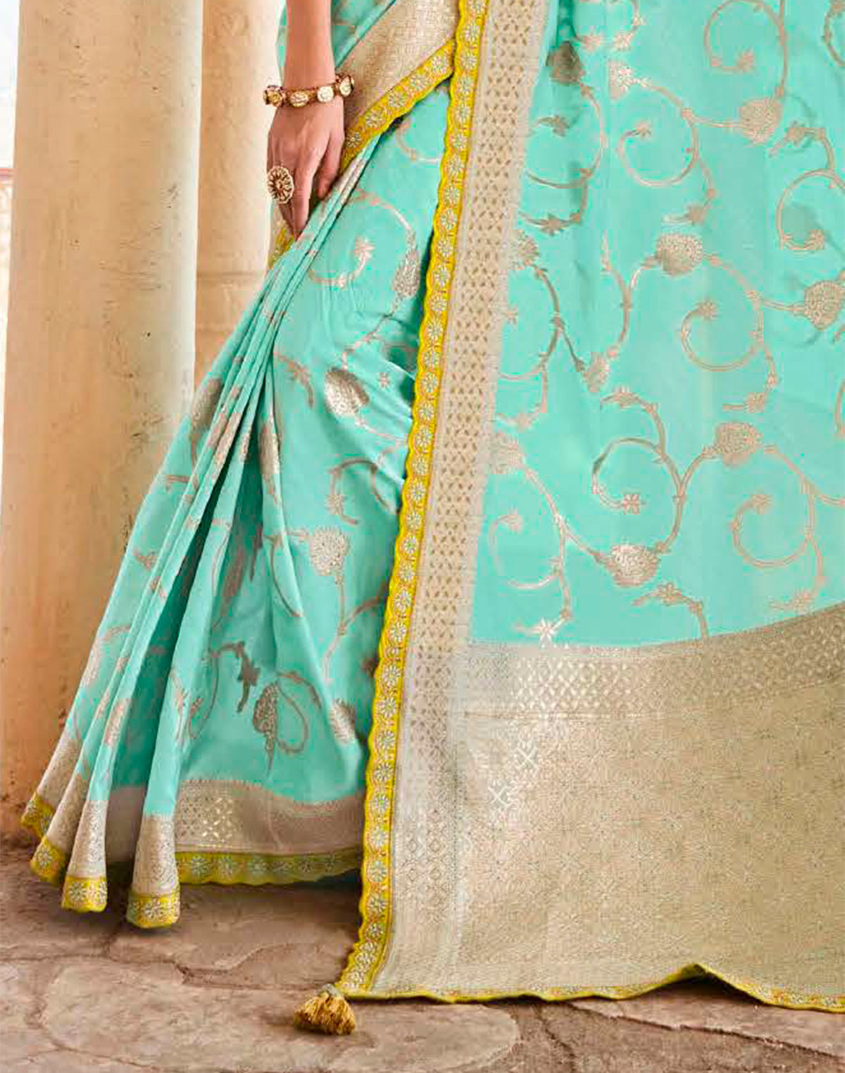 Turquoise Floral Dola Silk Banarasi Saree With Embroidery Blouse