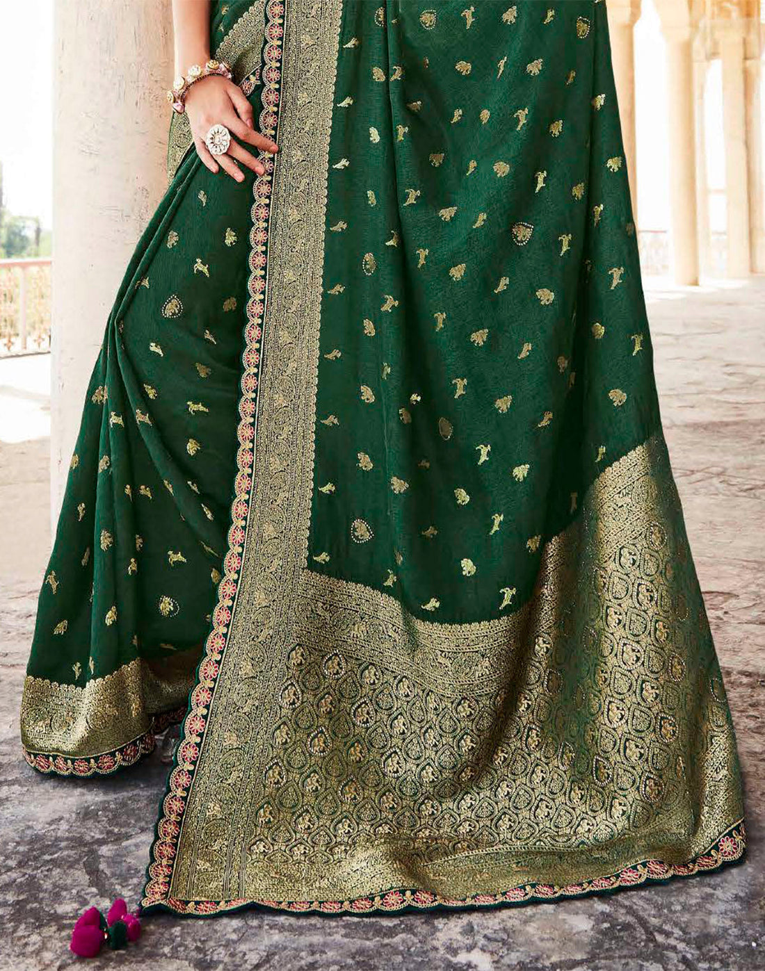 Dark Green Woven Banarasi Dola Silk Saree With Pink Embroidered Blouse