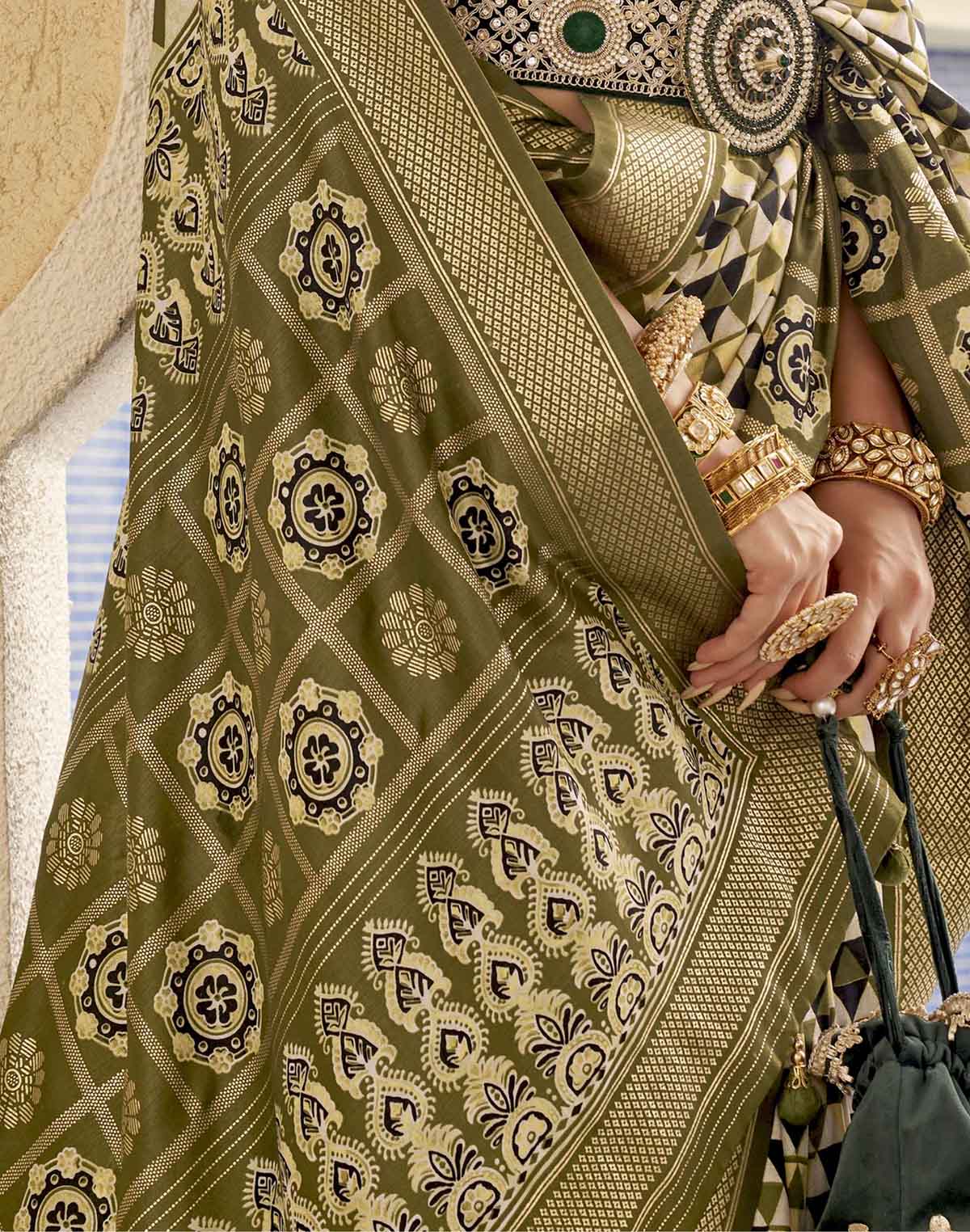 Mehendi Green Geometric Print Soft Silk Saree