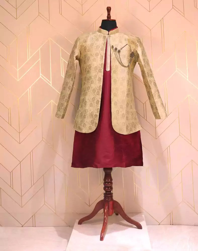 Maroon Color Raw Silk Fabric De Royal Jacket Set