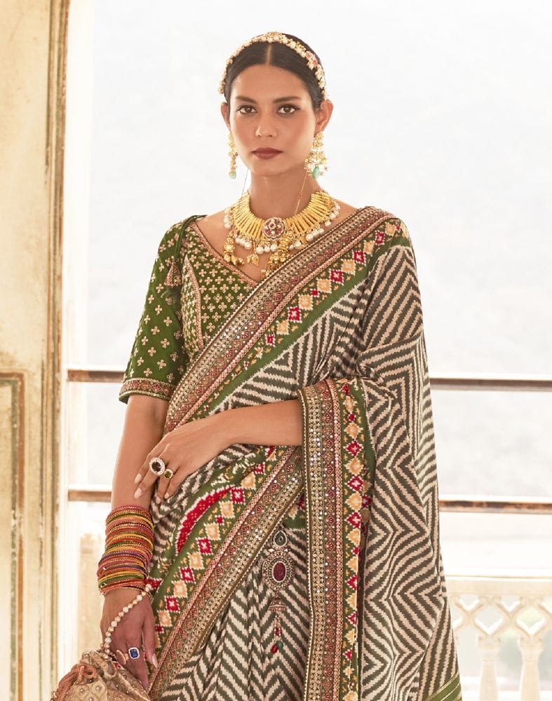 Dark Green Zig Zag Dola Silk Fabric Saree