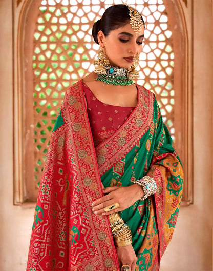 Green Coloured Peacock Motifs Printed Banaras Silk Saree