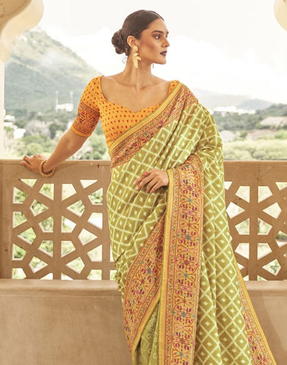 Mehendi Green Geometric Dola Silk Saree