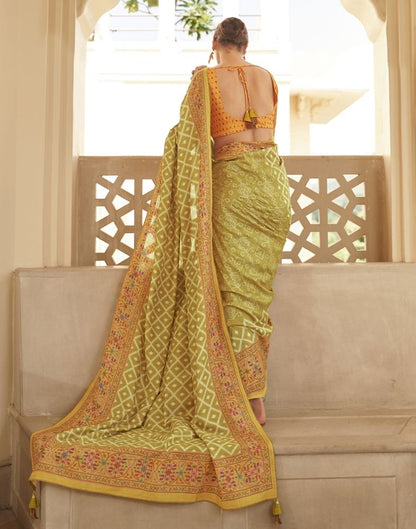 Mehendi Green Geometric Dola Silk Saree