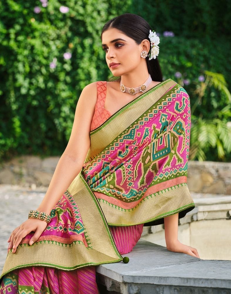 Light Pink Brasso Striped Pattern Saree