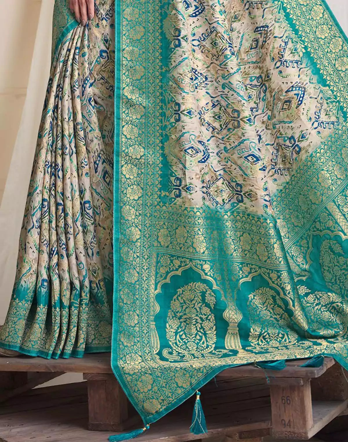 Cream Coloured Floral Dola Silk Contrast Border Saree