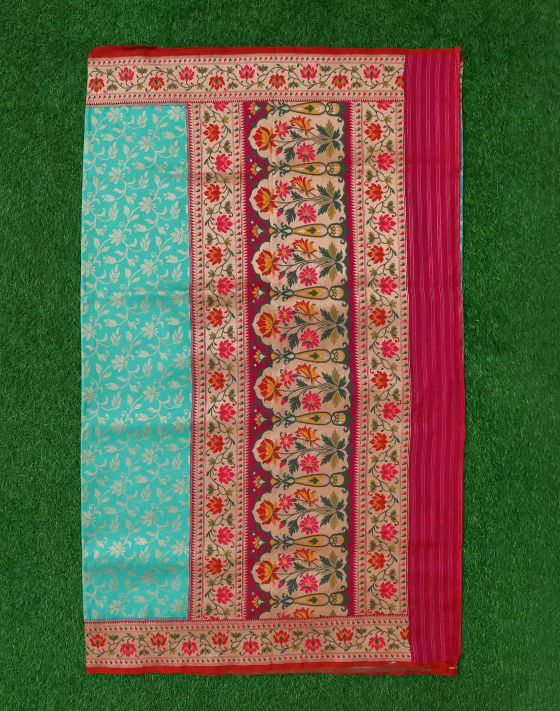 Floral design Banaras Sea Green Paithani Border Saree